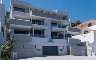 3 Bedroom Apartment in Camps Bay