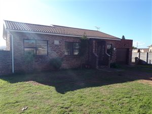 2 Bed House in Azalea Park