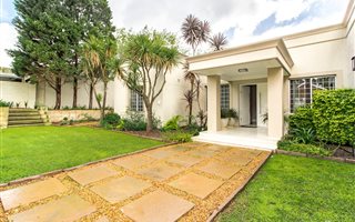 5 Bedroom House in Vierlanden