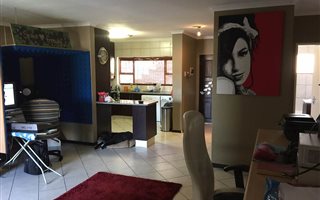 2 Bedroom Duplex in Meyersdal