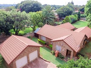 4 Bedroom House in Lyttelton Manor