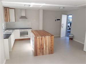 2 Bed Townhouse in Paarl