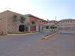 2 Bed Apartment in Booysens