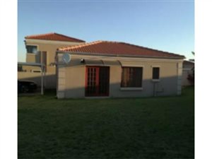 3 Bed House in Blue Hills