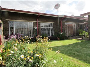 2 Bed Townhouse in Vanderbijlpark CW3