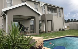 3 Bedroom Cluster in Blue Hills