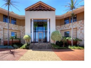 414 m² Office Space in La Lucia