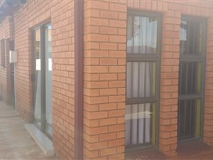 3 Bed House in Vosloorus