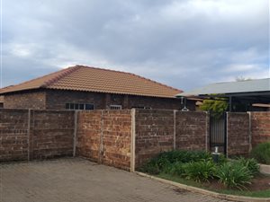 2 Bed Townhouse in Andeon AH