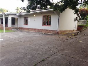 3 Bed House in Panorama