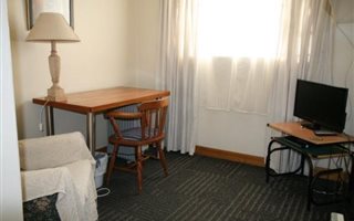 1 Bedroom Garden Cottage in Elton Hill
