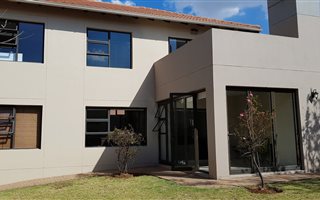 3 Bedroom Townhouse in Midstream Estate