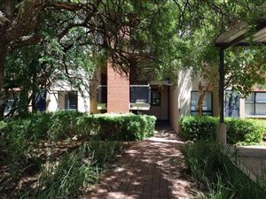 2 Bed Apartment in Jackal Creek Golf Estate