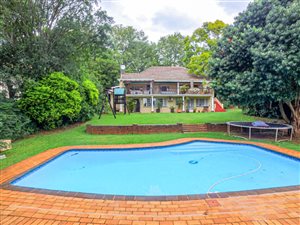 4 Bed House in Clarendon