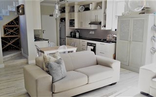 3 Bedroom House in Nooitgedacht Village