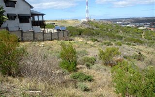 712 m² Land available in Seemeeu Park