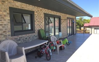 4 Bedroom House in Klein Brak River