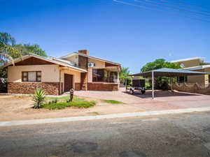 3 Bed House in Oudtshoorn