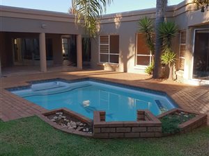 3 Bed House in Sunward Park