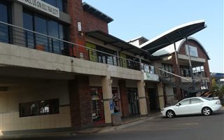 80 m² Retail Space in Wilro Park