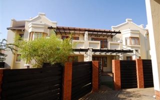 3 Bedroom Apartment in Meyersdal