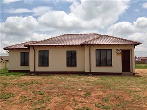 2 Bed House in Chloorkop