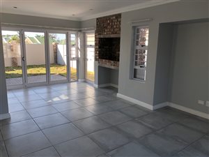 3 Bed Townhouse in Lorraine Manor