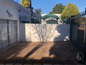 1 Bed Garden Cottage in Newlands