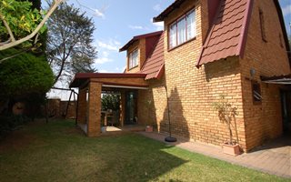 3 Bedroom House in Boskruin