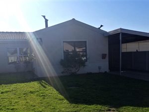2 Bed House in Victoria Park