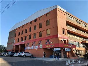 360 m² Industrial space in Woodhurst