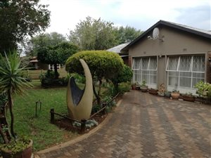 3 Bed House in Vanderbijlpark CW2