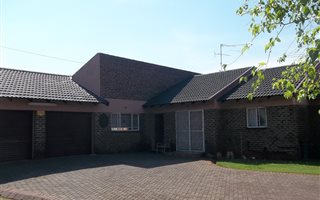 4 Bedroom House in Arcon Park