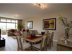 3 Bed Apartment in Melrose Estate
