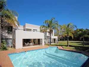 5 Bed House in Kyalami Estate