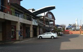 75 m² Retail Space in Wilro Park