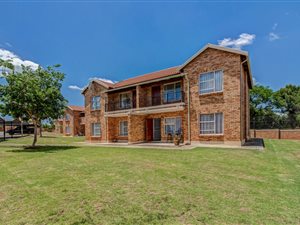2 Bed Flat in Laser Park