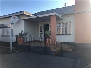 120 m² Commercial space in Malvern East