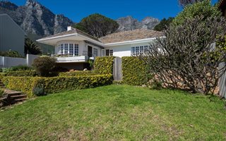 3 Bedroom House in Camps Bay