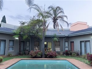 8 ha Farm in Zwavelpoort