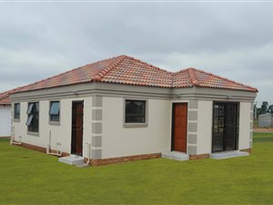 3 Bed House in Nigel Central