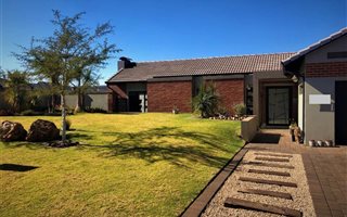 3 Bedroom House in Midstream Ridge Estate