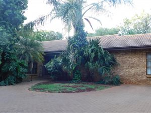 3 Bed House in Eldoraigne