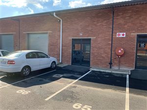 155 m² Retail Space in Hilton