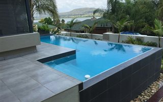 4 Bedroom House in Kosmos Ridge