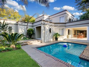 4 Bed House in Kyalami Estate