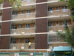 2 Bed Apartment in Sunnyside