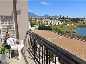 1 Bed Apartment in Century City