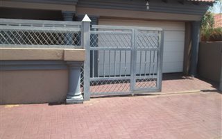 3 Bedroom House in Mabopane