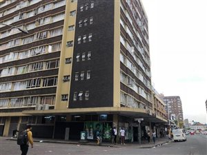 Studio Apartment in Durban CBD